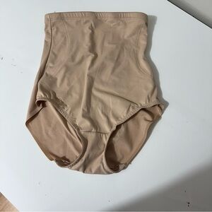 TC Seamless Shapewear in Cream